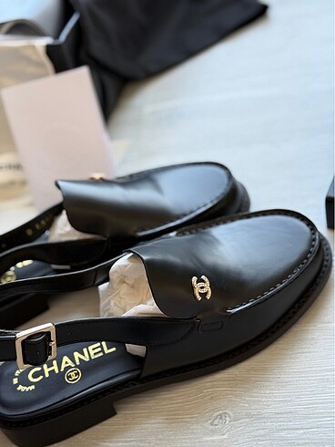 Chanel sandalet