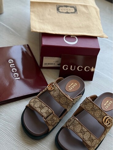 Gucci terlik