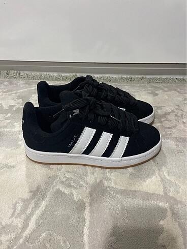 Adidas Campus