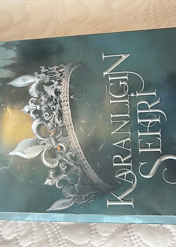 Karanlığın Şehri Romanı