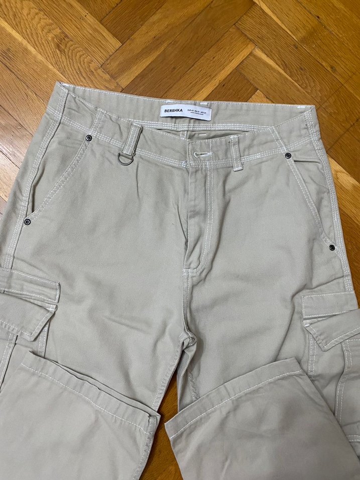 Bershka Bej Kargo Cep Detaylı Rahat Kesim Pantolon - Görsel 2