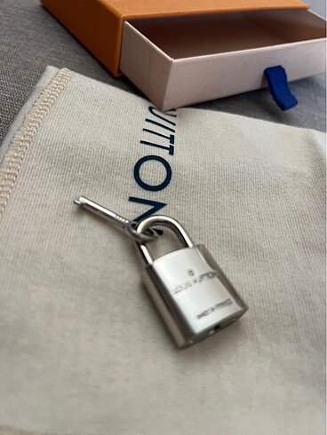 Louis Vuitton Louis vuitton kilit