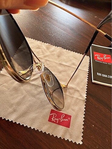 Beden altın Renk Ray-Ban Güneş Gözlüğü