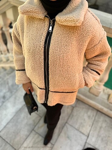 Peluş Mont
