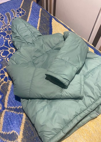 Yeşil Kapüşonlu Kadın Kış Montu - Görsel 3