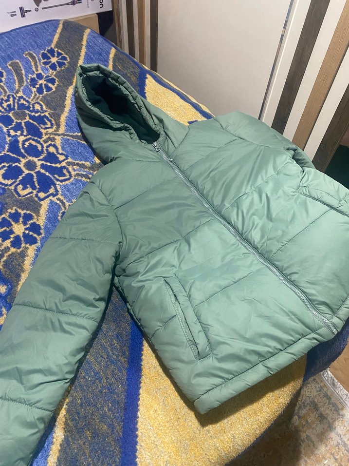 Yeşil Kapüşonlu Kadın Kış Montu - Görsel 2