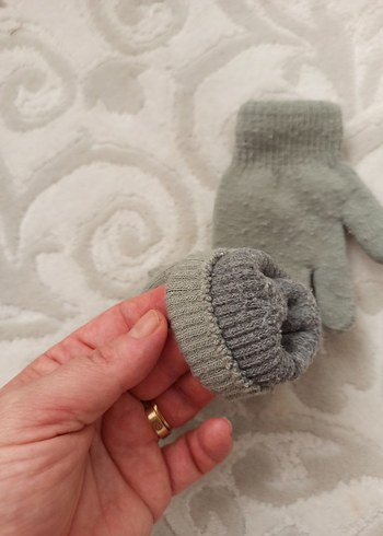 Kız Çocuk Gri Nakışlı Örgü Eldiven - Görsel 3