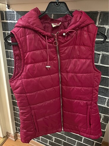 Pembe şişme yelek