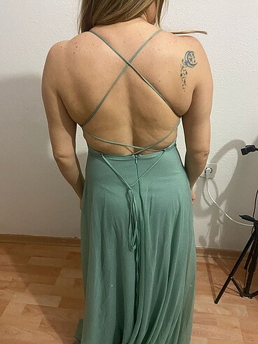 Dekolteli abiye - Görsel 2