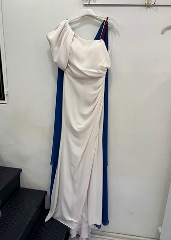 Beyaz Drapeli Uzun Abiye Elbise - Görsel 2