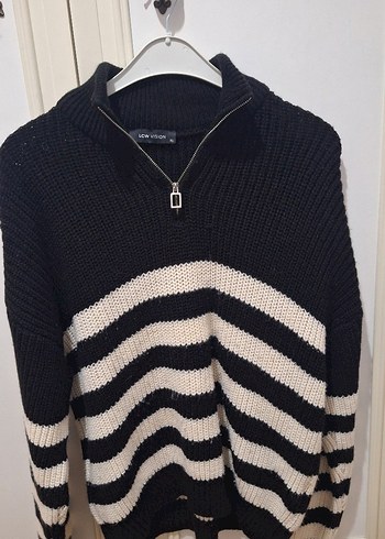 Kadın Gri Çizgili Yarım Fermuarlı Triko Kazak - Görsel 2