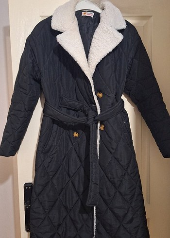 Kemerli Siyah Kadın Uzun Kışlık Mont - Görsel 2