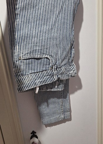 orjinal Dilvin Kadın Gri Çizgili Pilili Denim Pantolon - Görsel 3