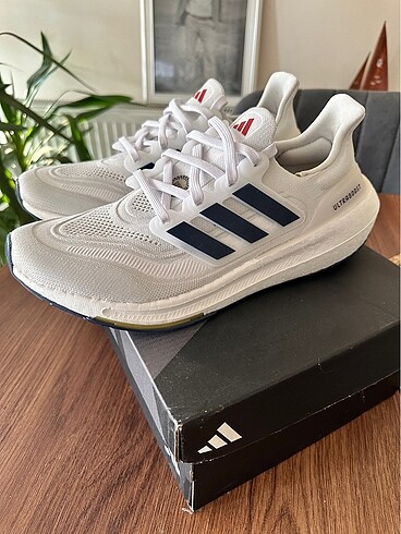Adidas ultra Bost light