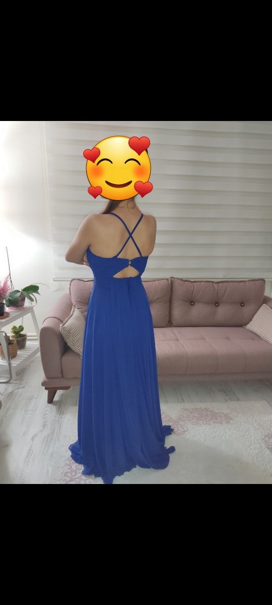 Mavi V Yakalı Uzun Drapeli Askılı Abiye Elbise - Görsel 2