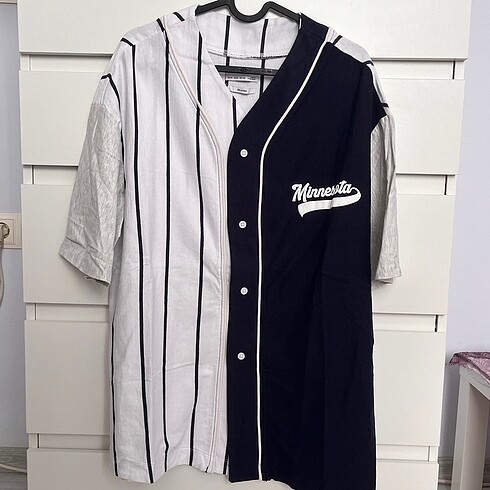 Bershka Tshirt