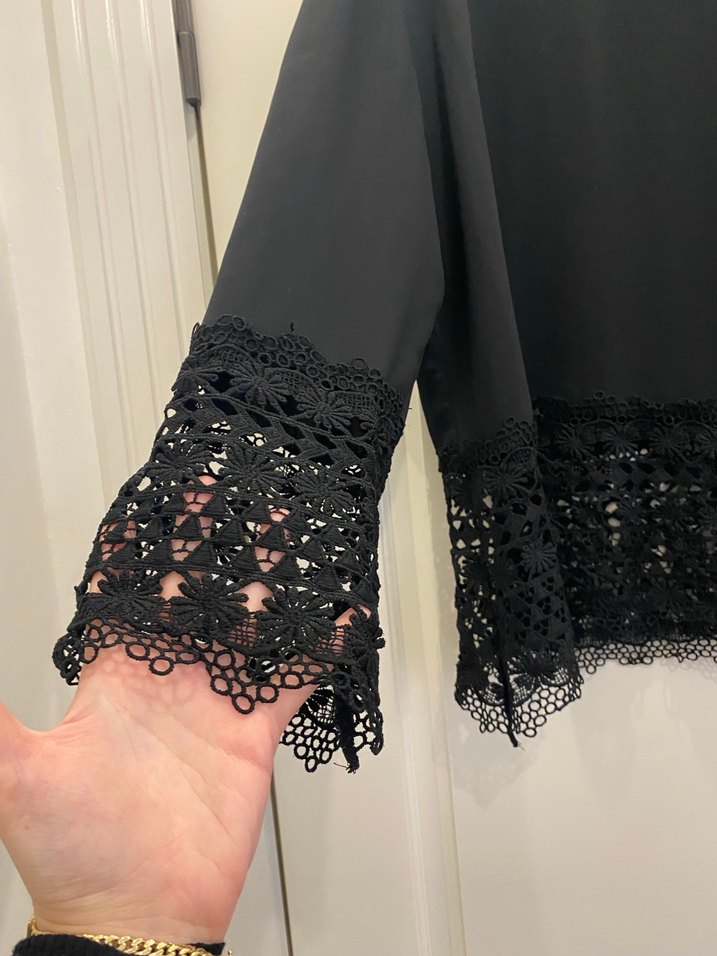 Dantel Detaylı Siyah Uzun Kollu Bluz - Görsel 2