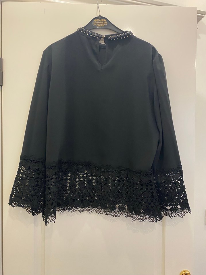Dantel Detaylı Siyah Uzun Kollu Bluz - Görsel 5