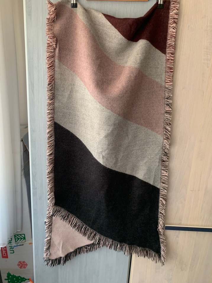 H&M kadın şal - Görsel 4