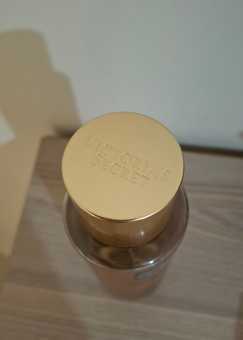 Victoria's Secret Bare Vanilla Kadın Parfümü 250 ml - Görsel 3