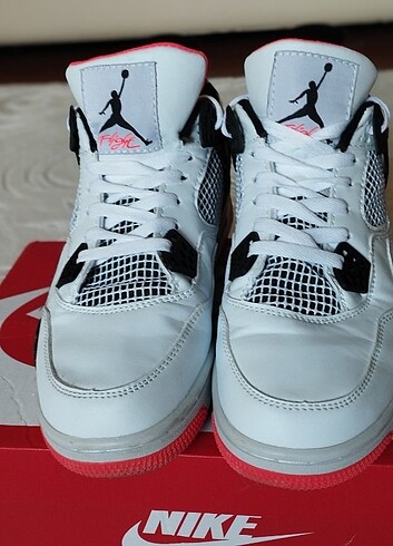 Nike Nike Air Jordan 4
