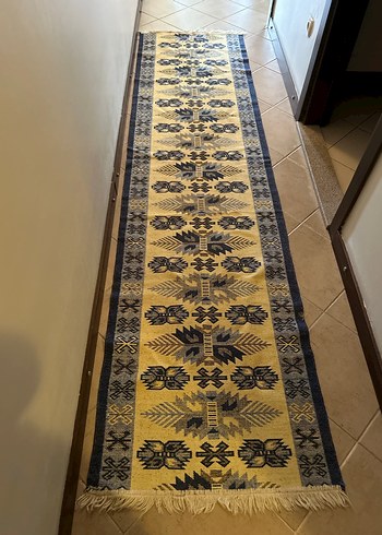  Beden altın Renk Temiz hiç kullanılmadı 75 cm 3 metre Altın Desenli Kilim yolluk