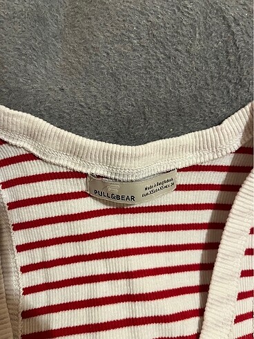 Pull and Bear kısa crop