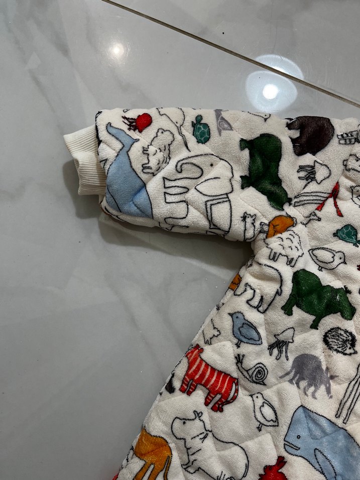 Renkli Baskılı Kürklü Bebek Tulumu - Görsel 4