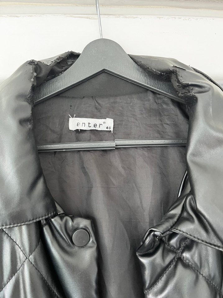 Düğmeli Siyah Deri Kadın mont - Görsel 3