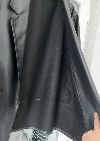 Düğmeli Siyah Deri Kadın Ceket - Görsel 4
