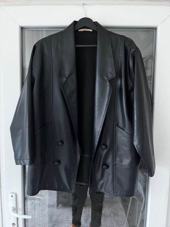 Düğmeli Siyah Deri Kadın Ceket - Görsel 2