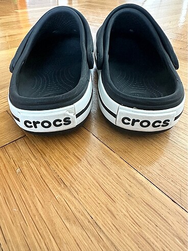 27 Beden siyah Renk Crocs orjinal siyah