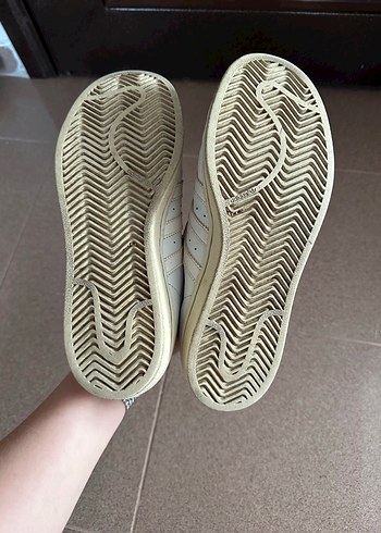 38 Beden beyaz Renk Adidas orjinal süperstar spor ayakkabı