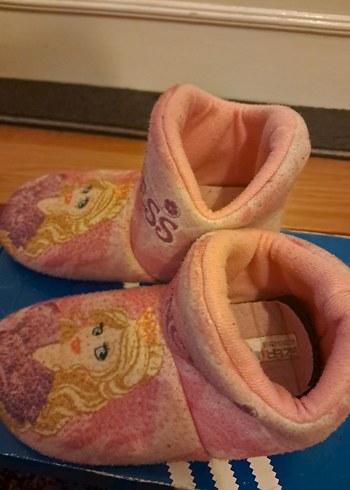 Kız Çocuk Pembe Desenli Sıcak Terlik - Görsel 4