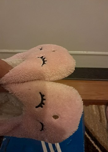 Kızlar için Pembe Nakışlı Sıcak Terlik - Görsel 5