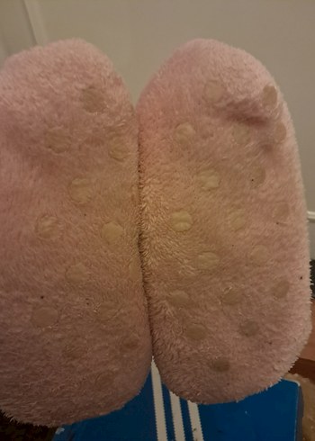 Kızlar için Pembe Nakışlı Sıcak Terlik - Görsel 3