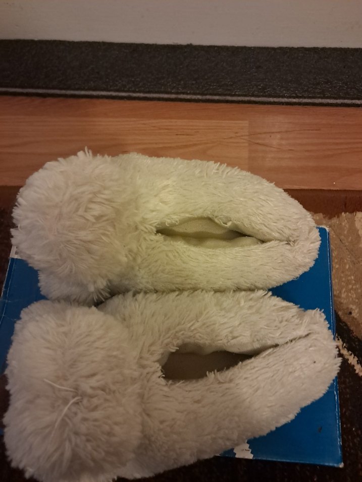 Beyaz Kürklü Kız Çocuk Ev Terliği - Görsel 4