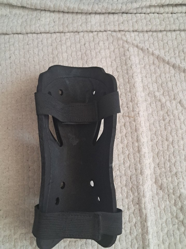 Delta Siyah Motosiklet Dizliği Velcro Bantlı - Görsel 4