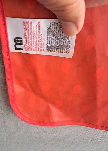 Çilek Desenli Uzun Kollu Bebek Önlüğü - Görsel 6