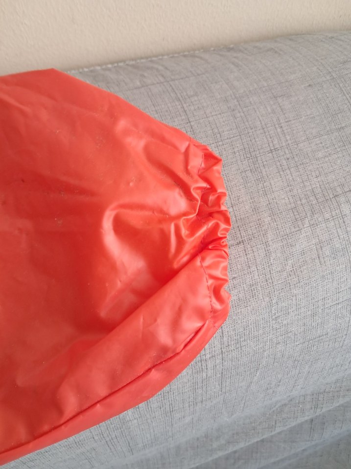 Çilek Desenli Uzun Kollu Bebek Önlüğü - Görsel 3