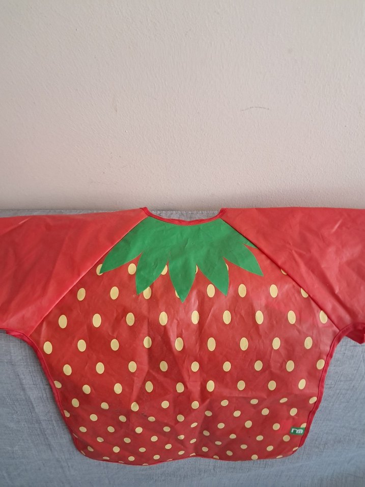 Çilek Desenli Uzun Kollu Bebek Önlüğü - Görsel 2