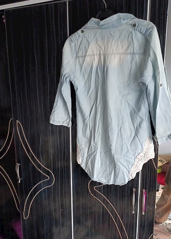 Düğmeli yarım Kollu Denim Gömlek - Görsel 2