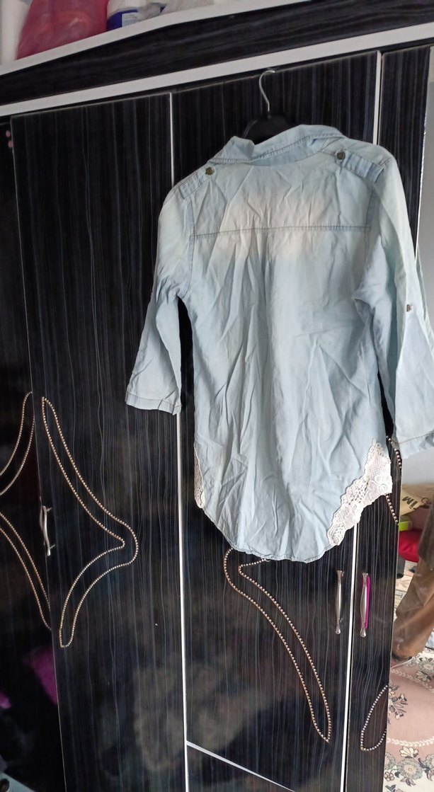 Düğmeli yarım  Kollu Denim Gömlek - Görsel 2