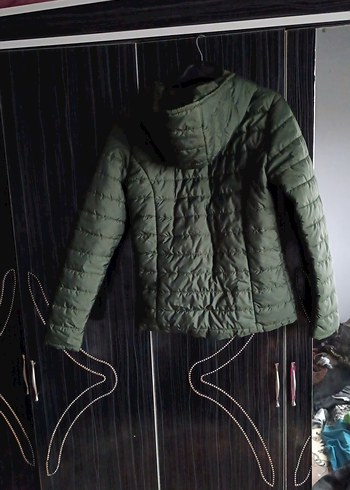 şişme Yeşil Fermuarlı Kadın Mont - Görsel 2