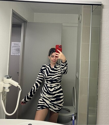 H&M H&M kısa zebra desenli elbise