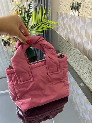 Zara pembe rugan çanta
