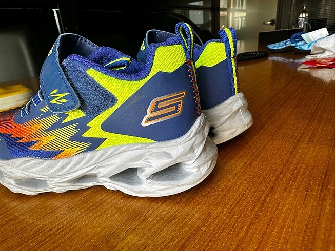 Skechers skechers 23 numara ışıklı
