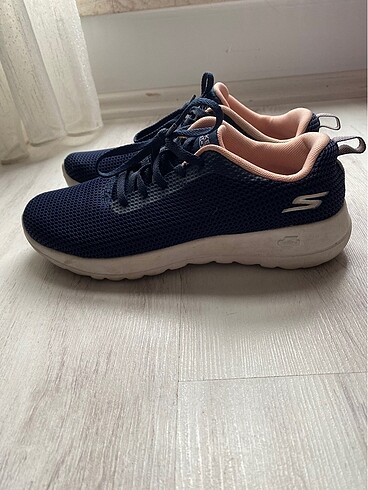 Skechers spor ayakkabi
