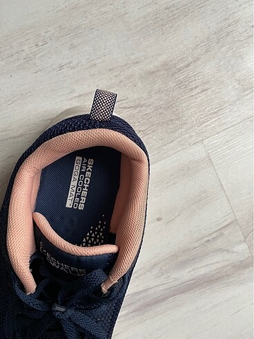 36 Beden lacivert Renk Skechers spor ayakkabi