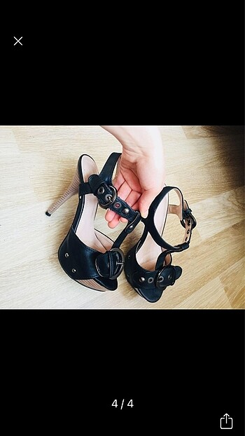 Vogue Eyewear Siyah ince topuklu ayakkabı
